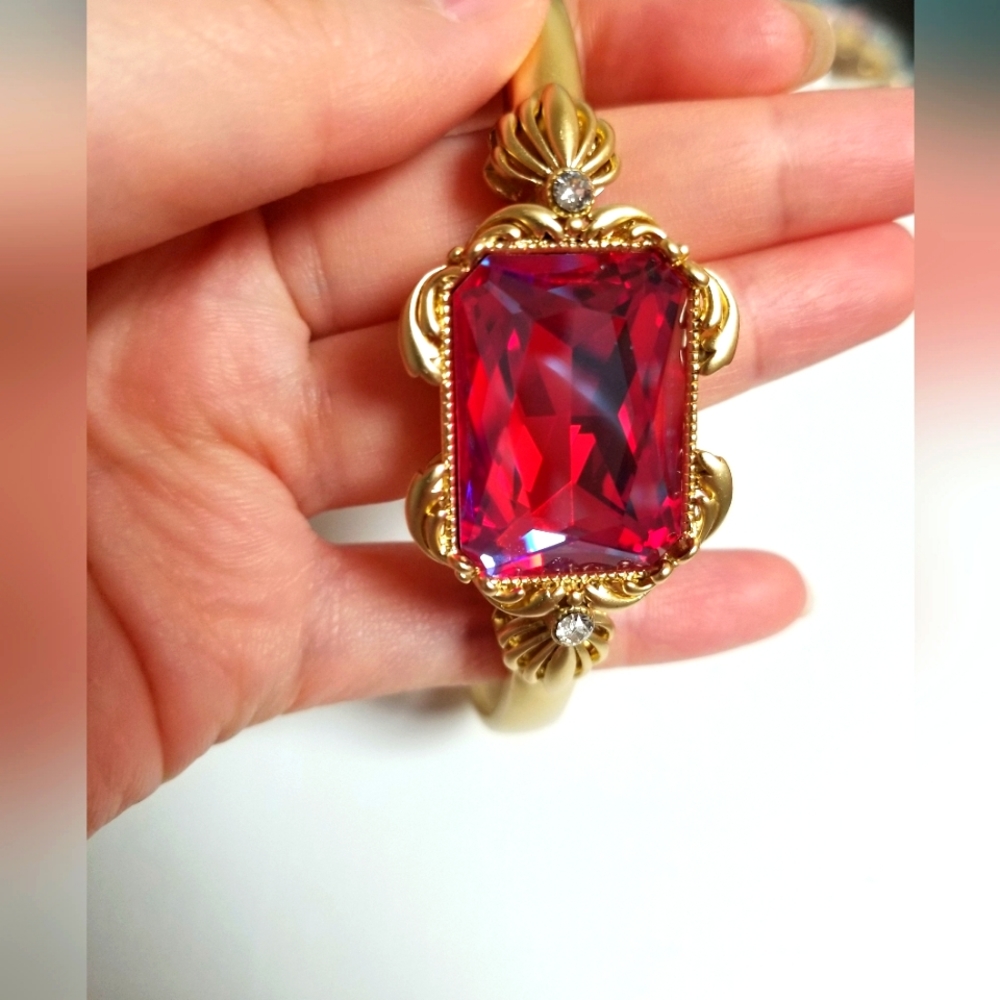 Swarovski Large Crystal Bracelet